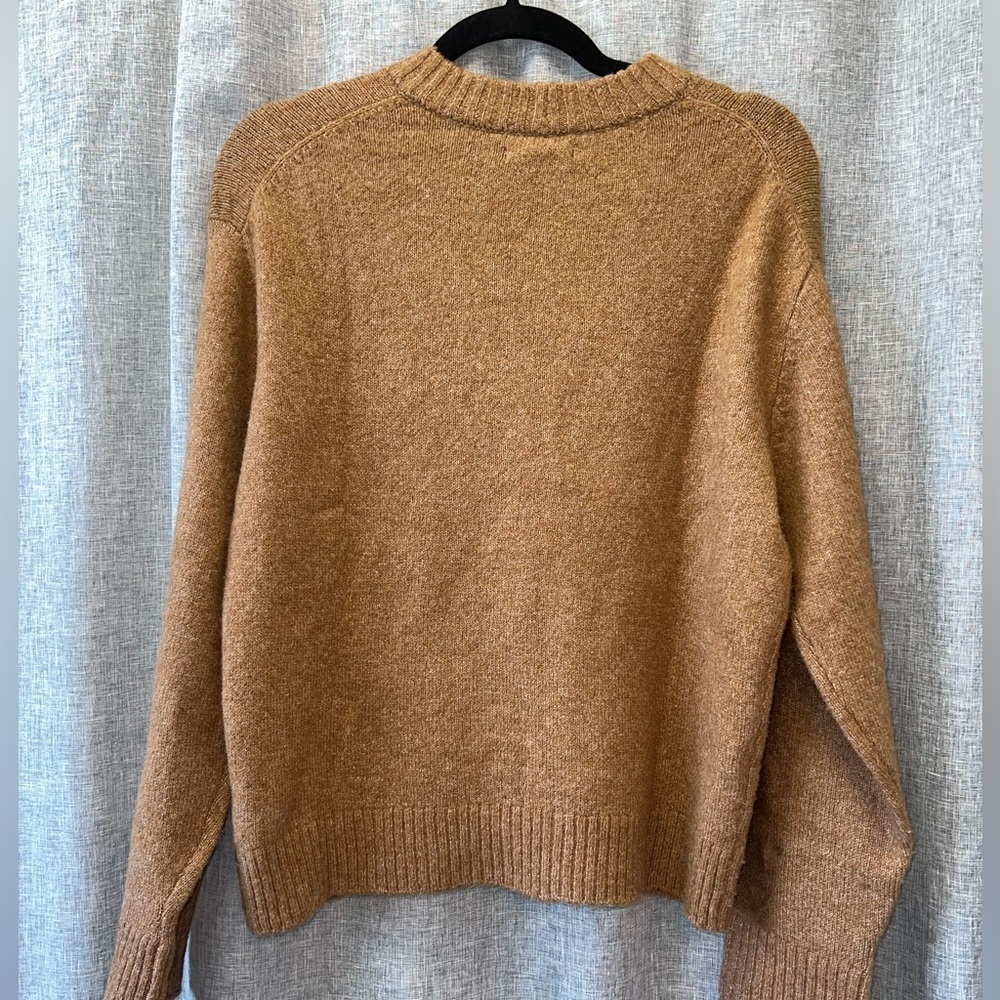 Women's American Eagle Sweater Xsmall Measurements for large - Picture 3 of 6